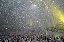 SENSATION WHITE